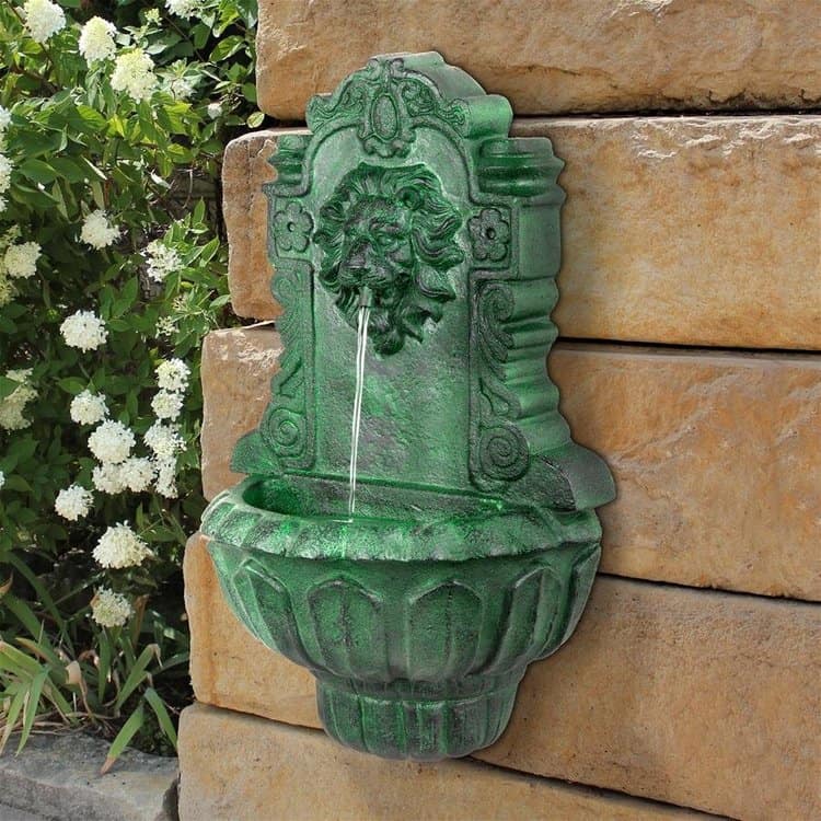 Wall Fountain Lion Head